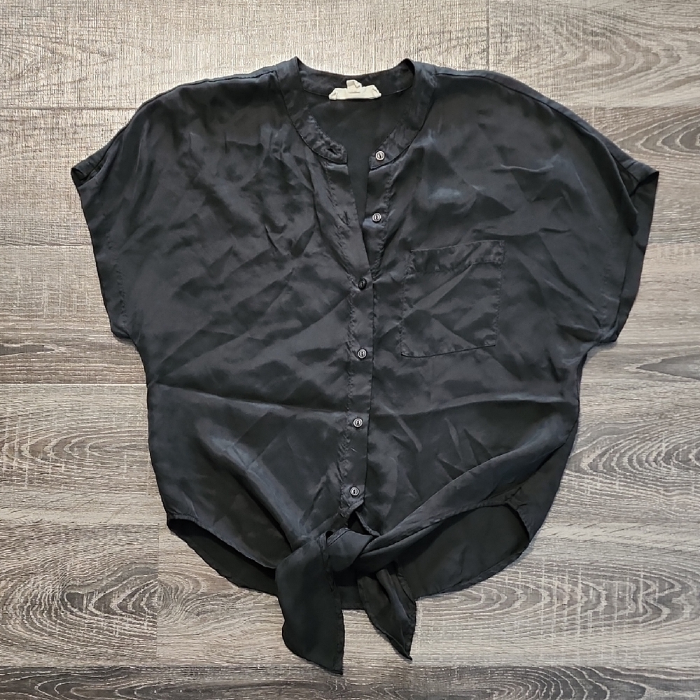 💋 Lovestitch tie waist Top 💋